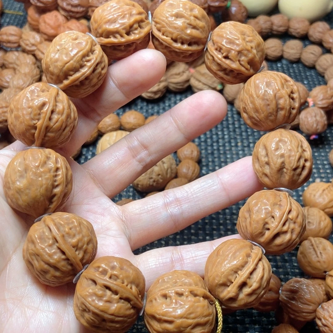 吊坠文玩核桃粗筋足球