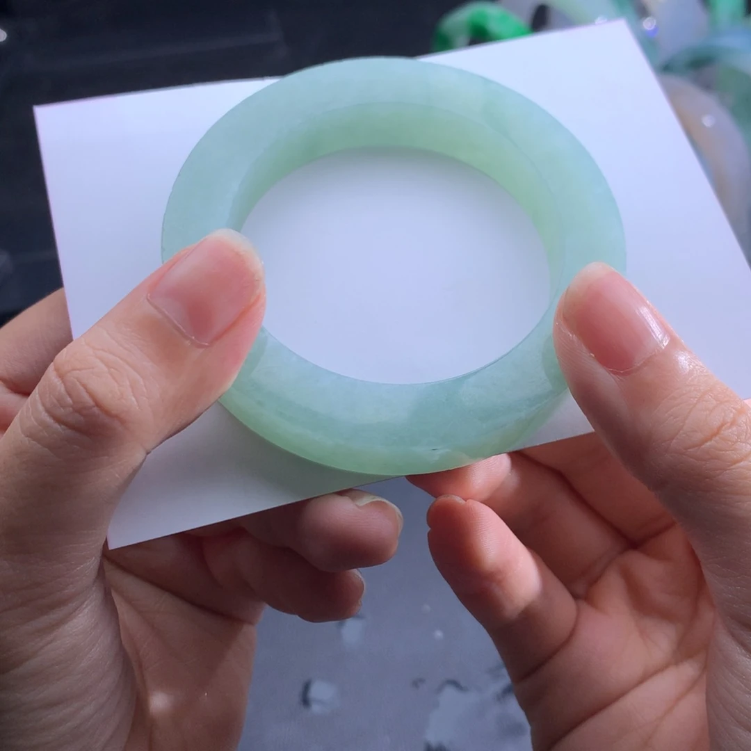 定制翡翠手镯未镶嵌