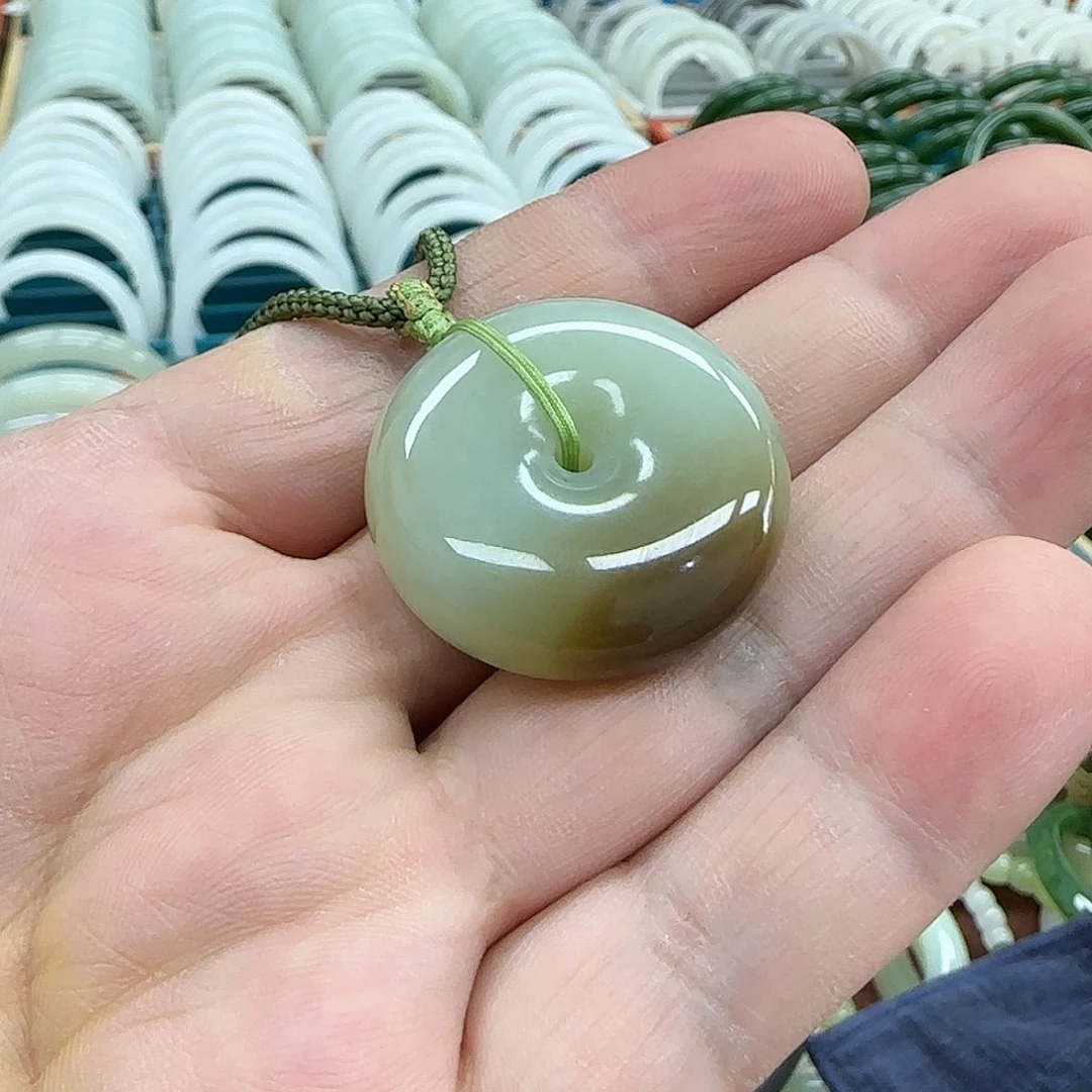 和田玉手镯未镶嵌H***y