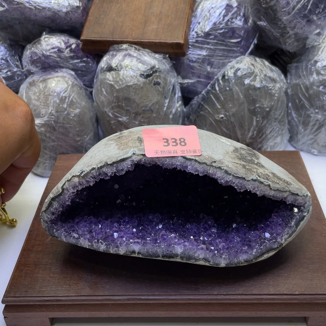 未镶嵌水晶大型摆件（非配饰）