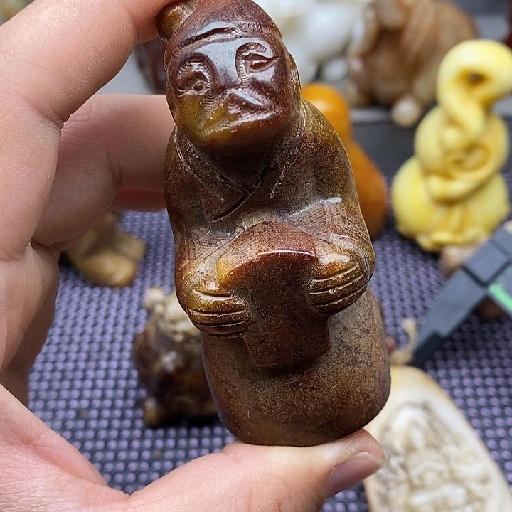 未镶嵌蛇纹石玉颈饰