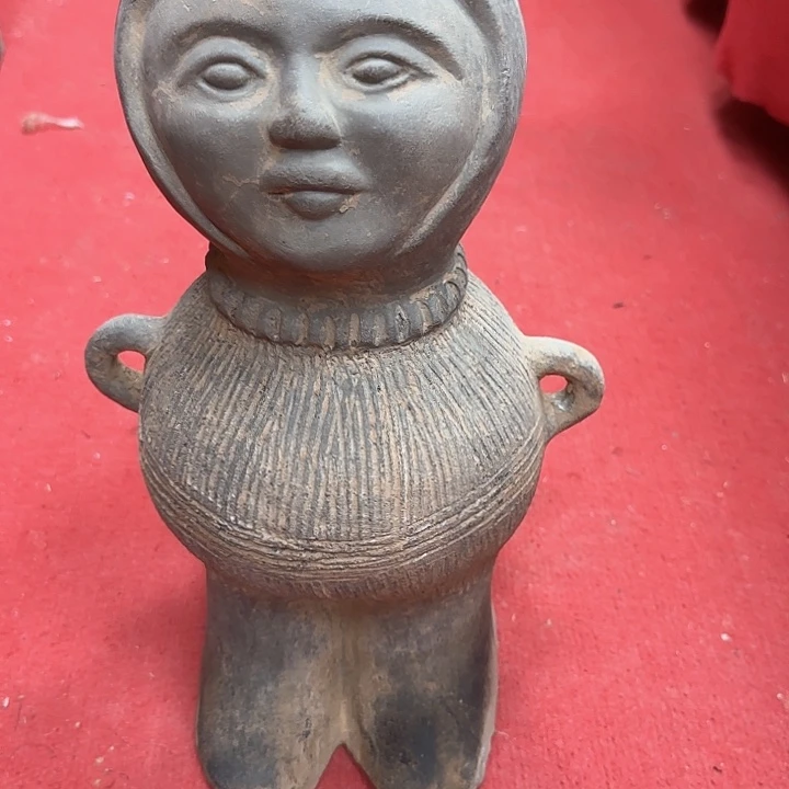 鲁***华瓷片这是老师喜欢的作品