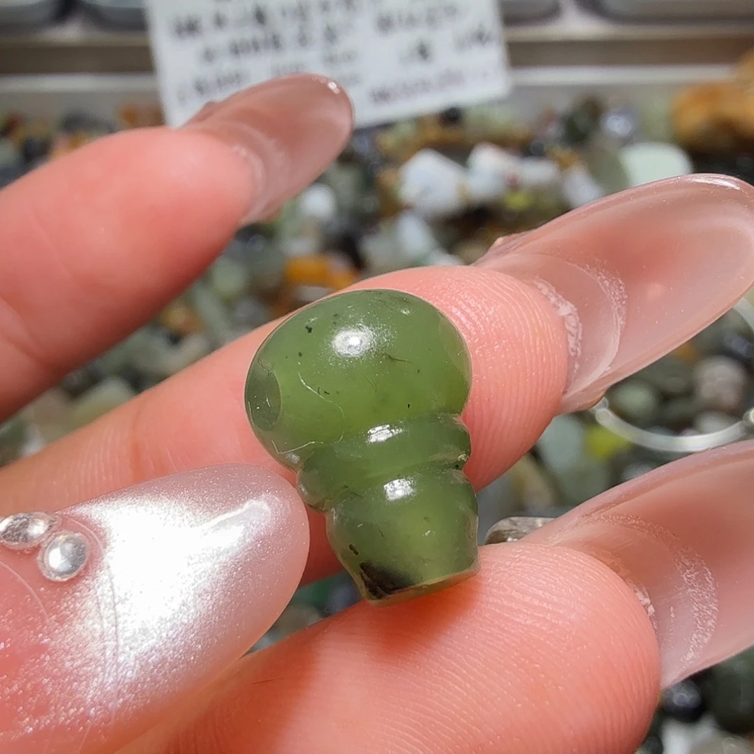 和田玉未镶嵌珠宝奇石