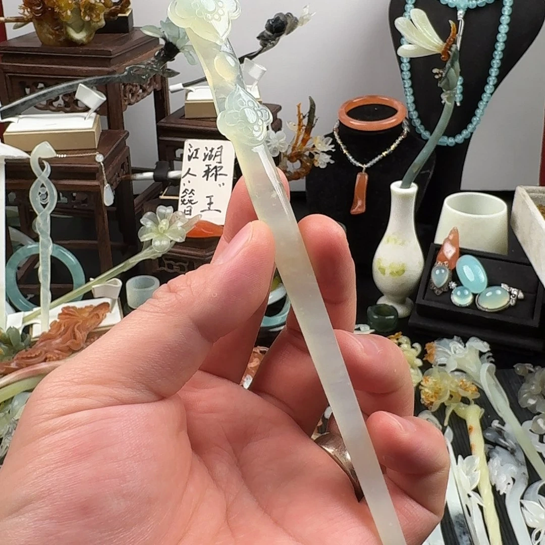 蛇纹石玉未镶嵌发饰