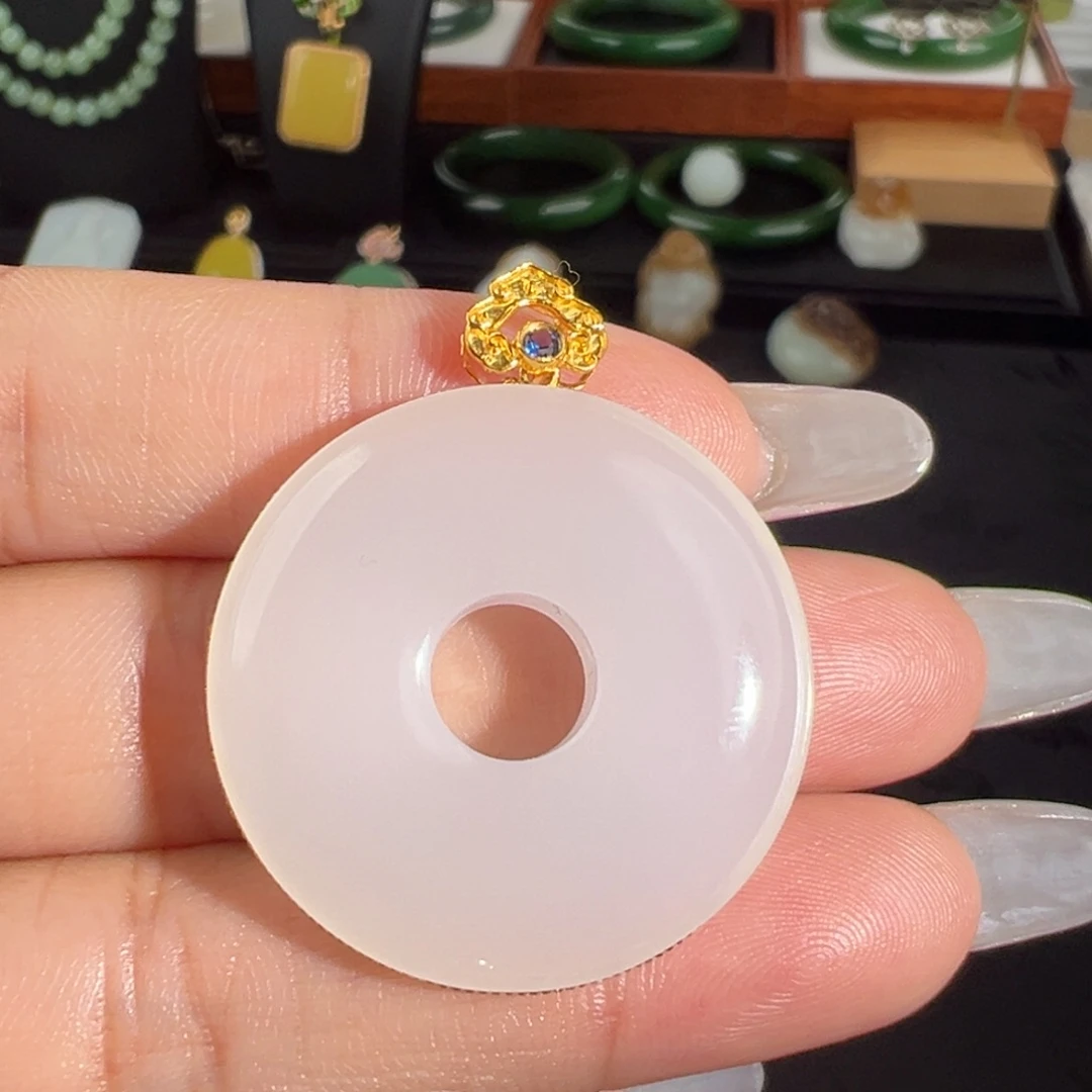 颈饰18K金镶嵌和田玉（白玉）白冰过眼过灯平安扣