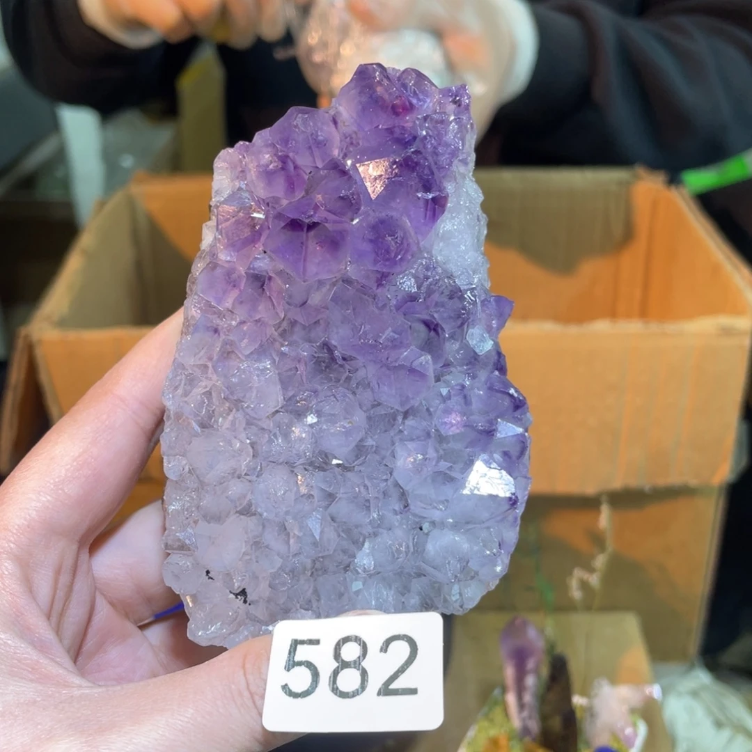 珠宝半成品水晶未镶嵌