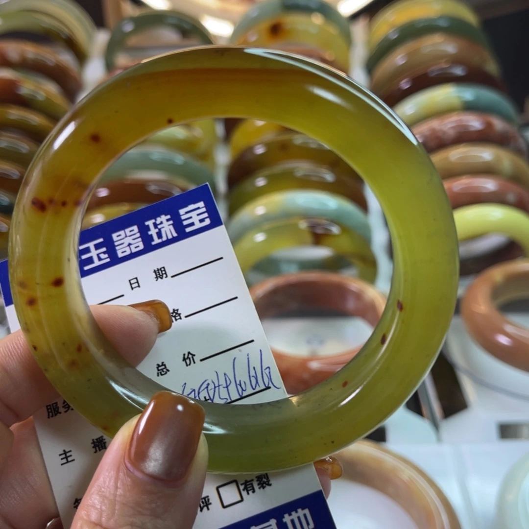 未镶嵌蛇纹石玉手镯