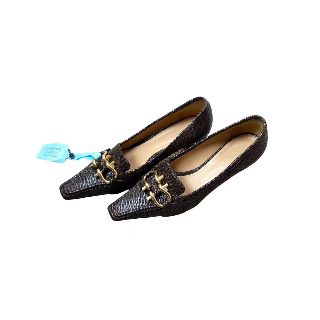 95新 BOTTEGA VENETA/葆蝶家  pp671 蜥蜴纹尖头鞋 37.5码