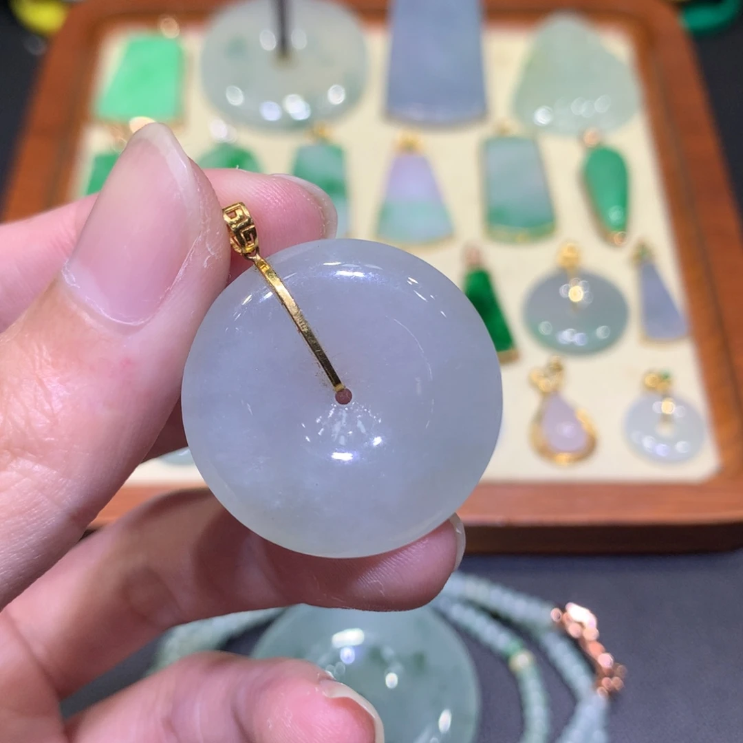 翡翠18K金镶嵌吊坠(不含链)