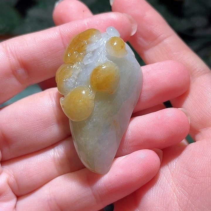 颈饰未镶嵌翡翠天