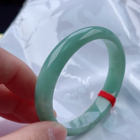 翡翠手镯未镶嵌贵妃56