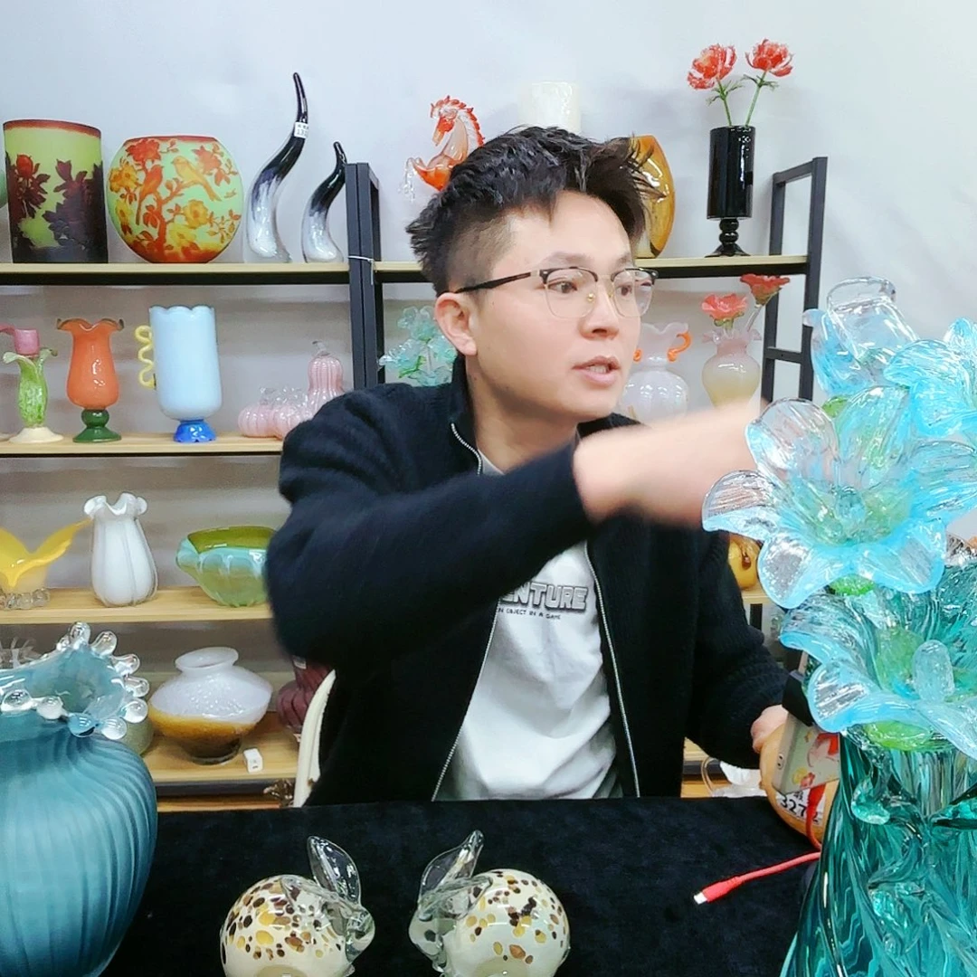 福利不退不换机琉璃艺术品