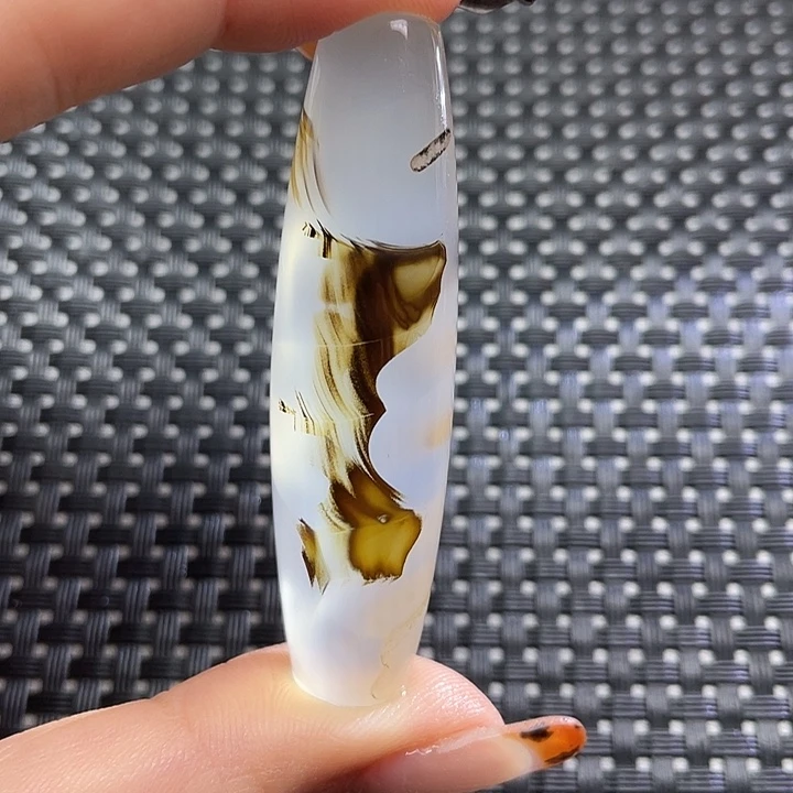 未镶嵌颈饰玛瑙/玉髓用****。