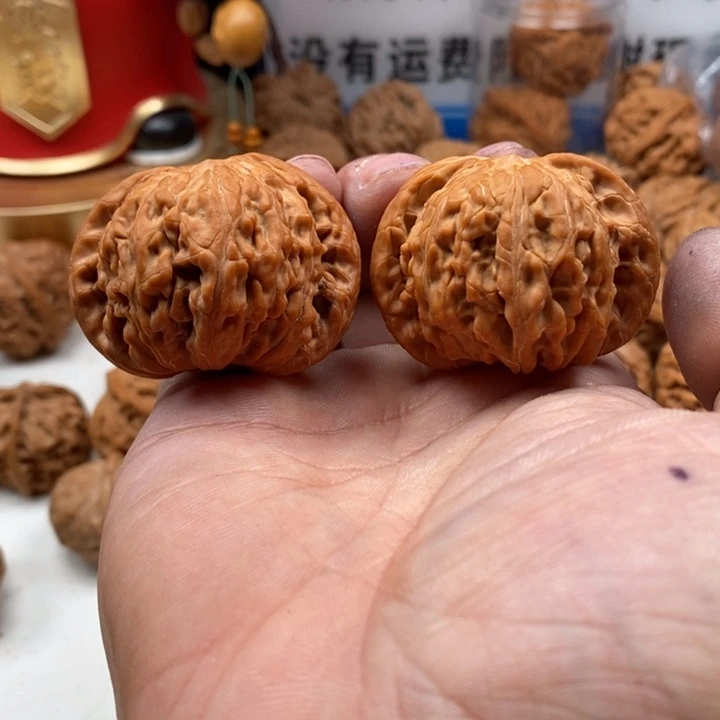 吊坠文玩核桃R*N核桃