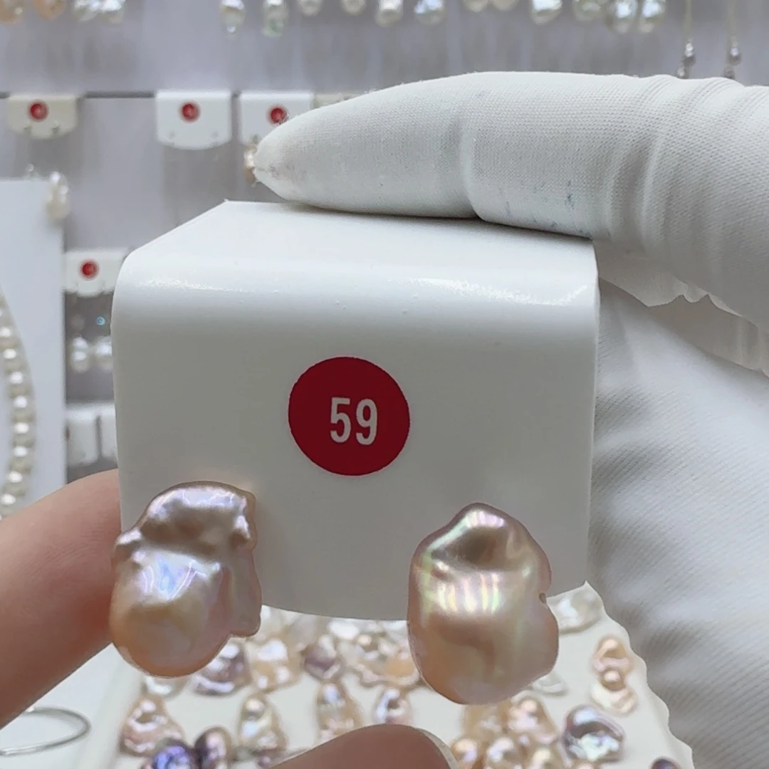 淡水珍珠足银镶嵌颈饰