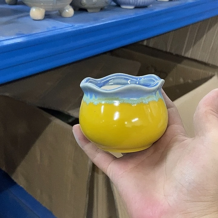 花盆单场满9.9发货7.5*6.5