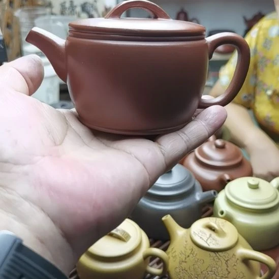 爱***铁茶壶紫砂底槽清，汉瓦壶，220CC容量