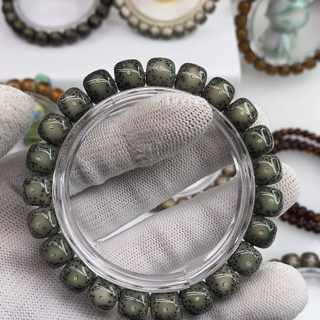 手串星月菩提10果冻绿大眼