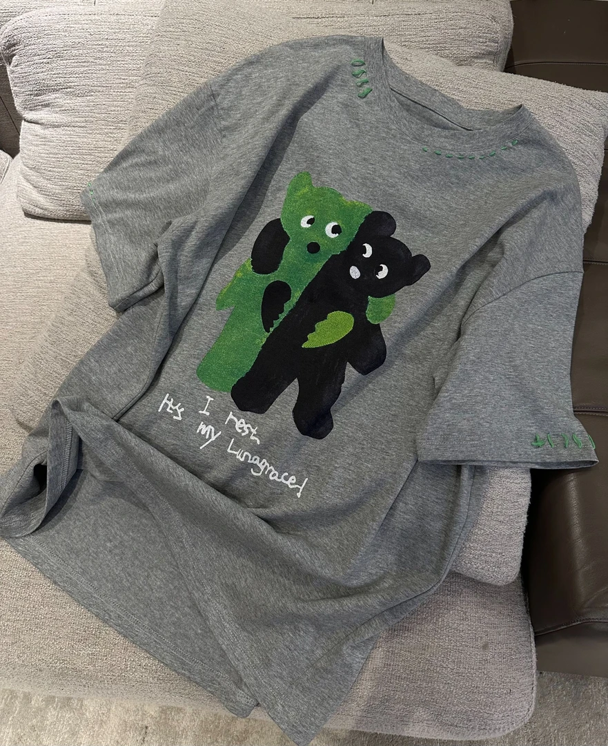 【趣味可爱】拥抱小熊图案印花圆领T恤CP197