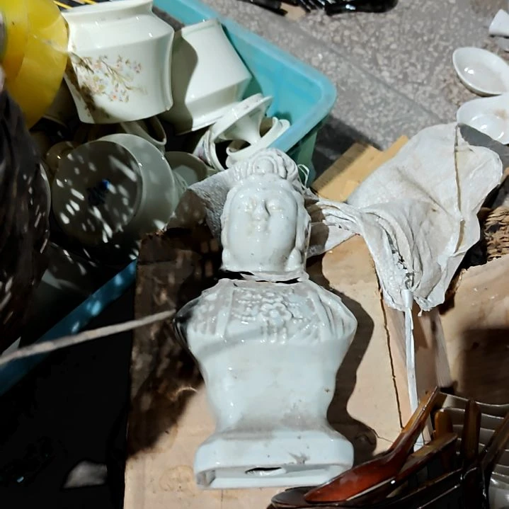 桃****陶瓷盘子碗啥都有