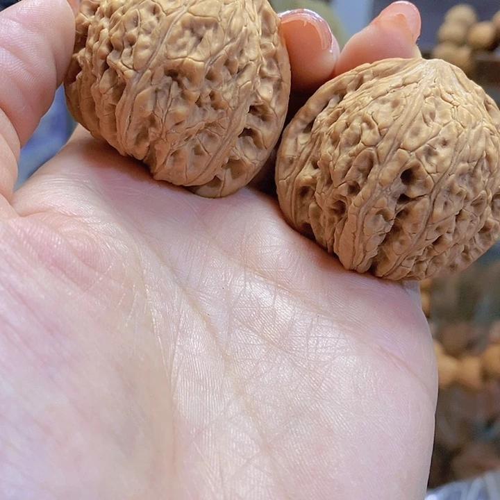 【闪购商品】文玩核桃把件43平谷绣球水尖