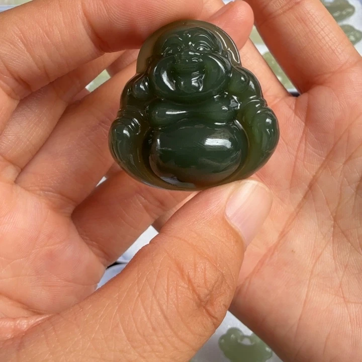 雲***闲和田玉未镶嵌颈饰淼