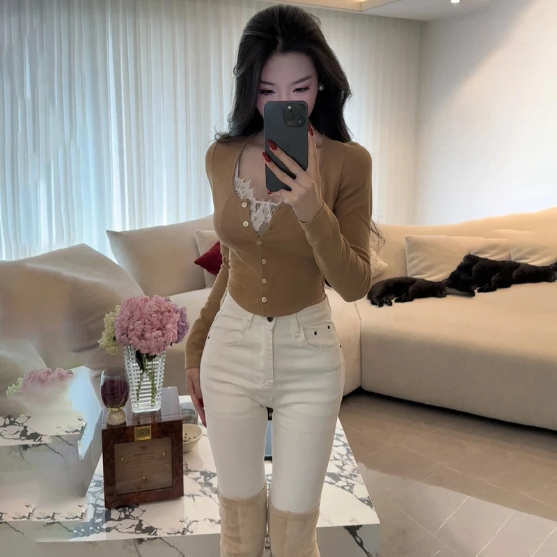 迈沃格新款复古假两件蕾丝拼接长袖针织T恤短款辣妹上衣修身性感