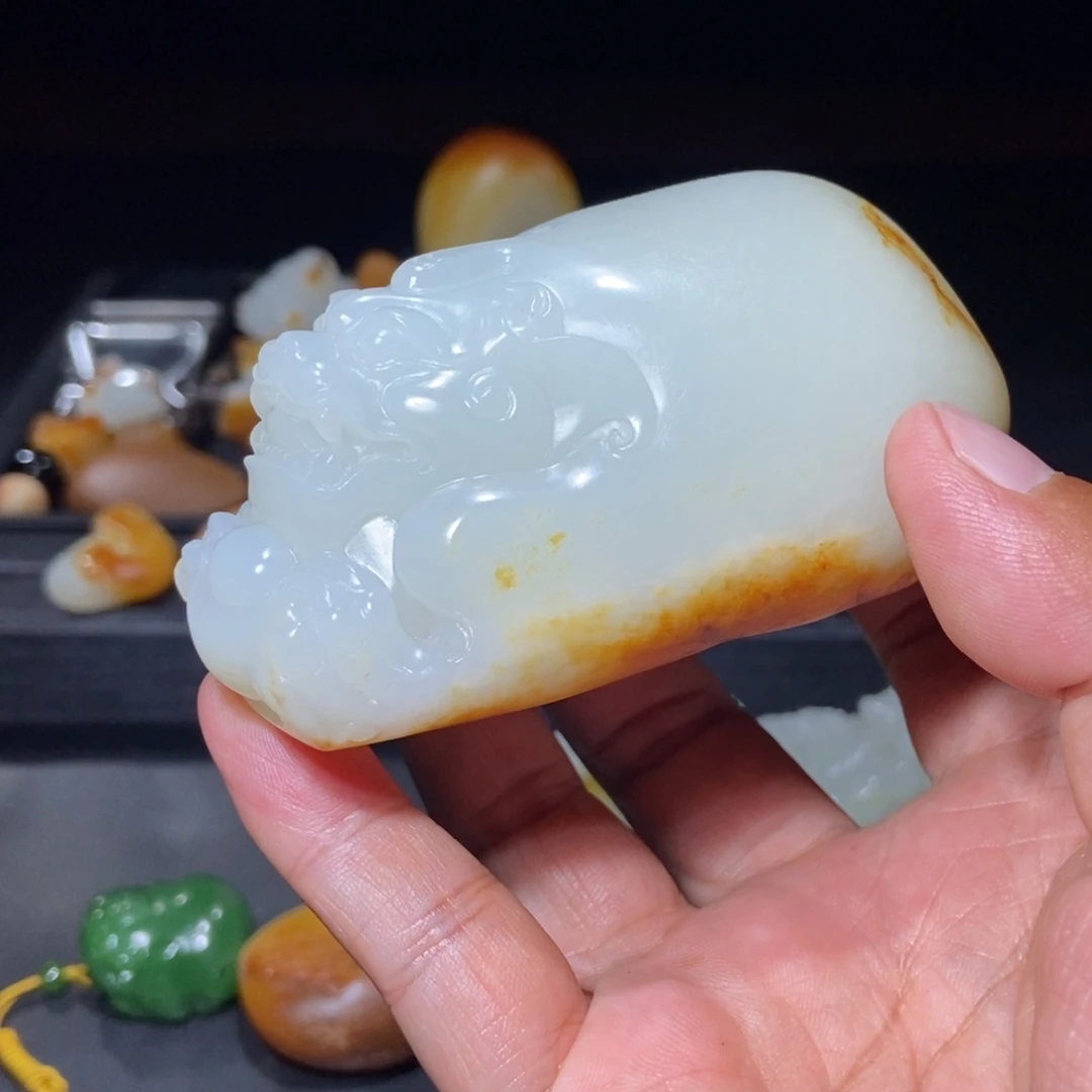 颈饰未镶嵌和田玉