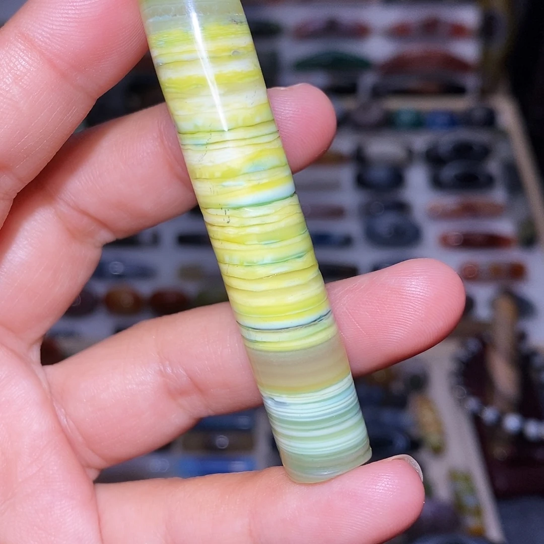 吊坠玛瑙未镶嵌….