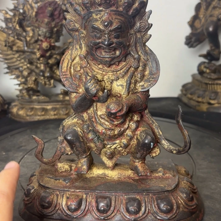 二臂黑天黄铜摆件