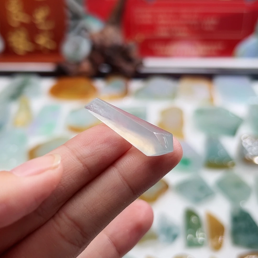 未镶嵌定制翡翠翡翠