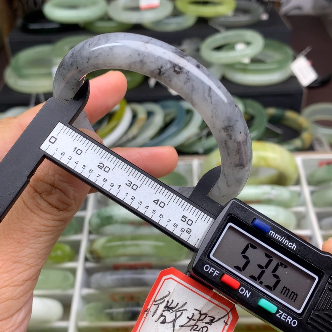蛇纹石玉未镶嵌手镯514