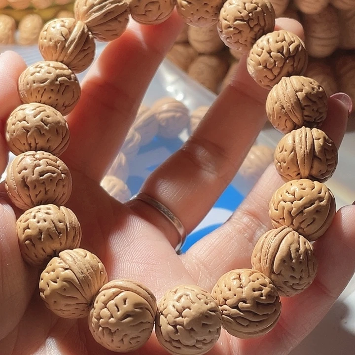 海***售桃核吊坠桃核手串野生51