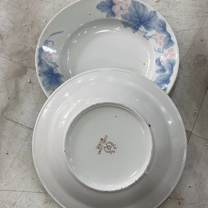 葡萄花17.5公分，微瑕两个