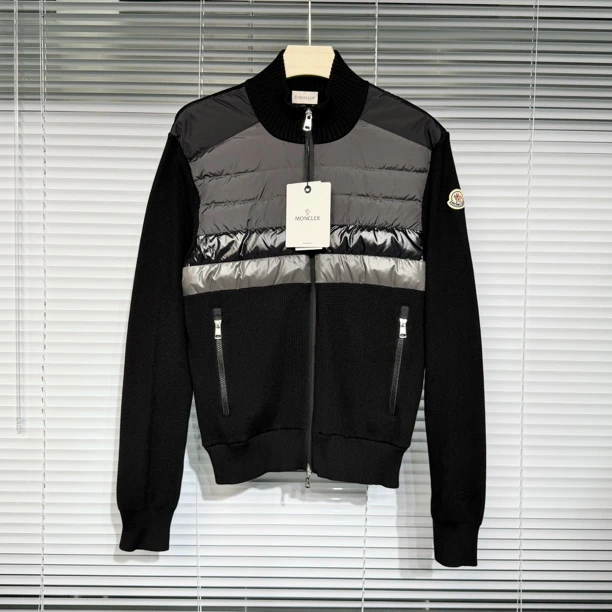 未使用 MONCLER 蒙口 羽绒拼接 袖标logo 针织外套 夹克 M码 a493