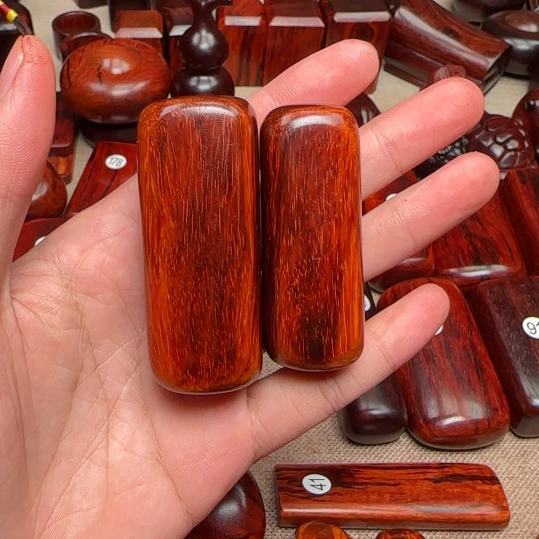 檀香紫檀（小叶紫檀）红**子