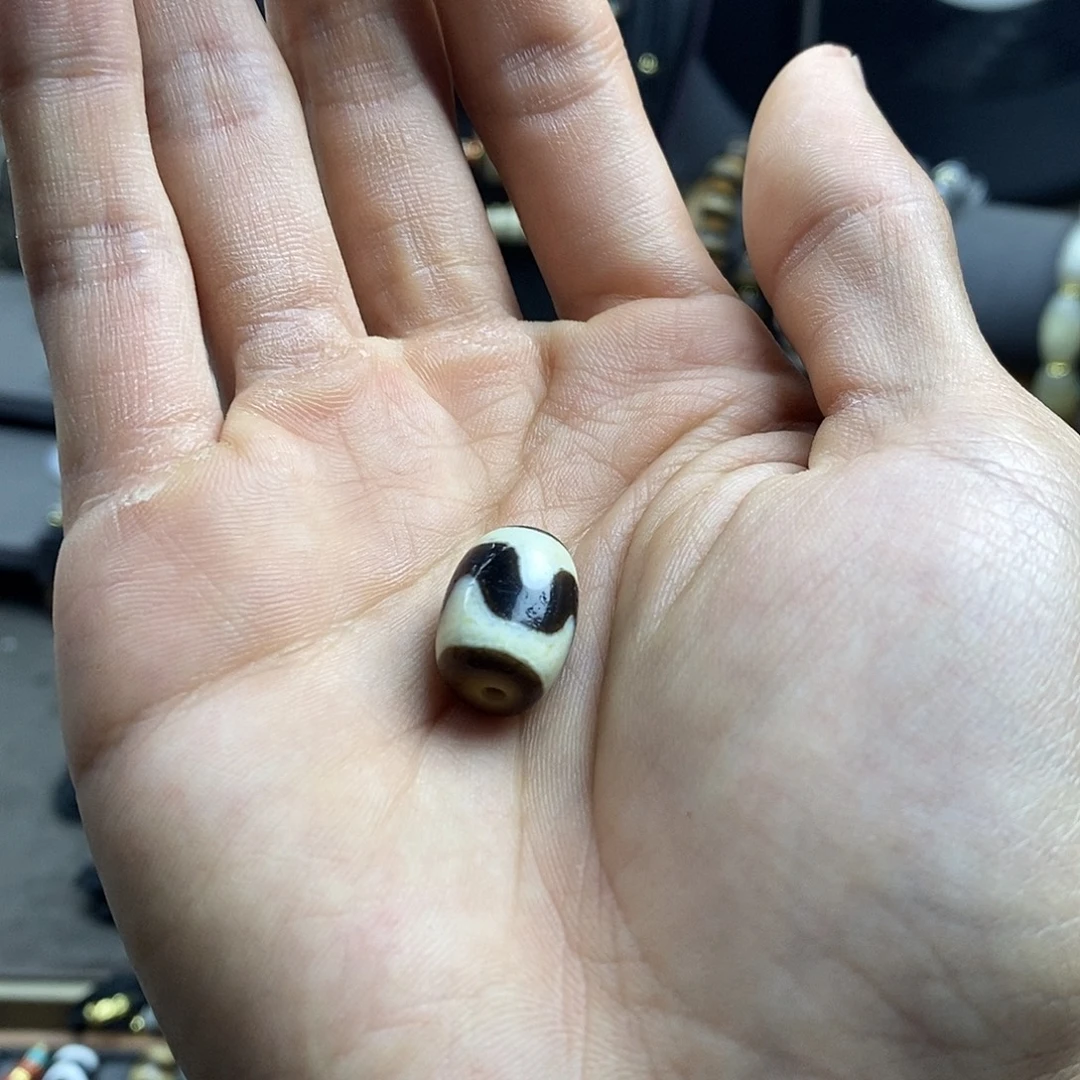 木***8玛瑙/玉髓散珠手工虎牙