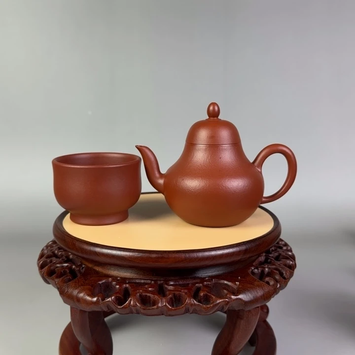鸿***雁茶壶朱泥思婷135 cc左右