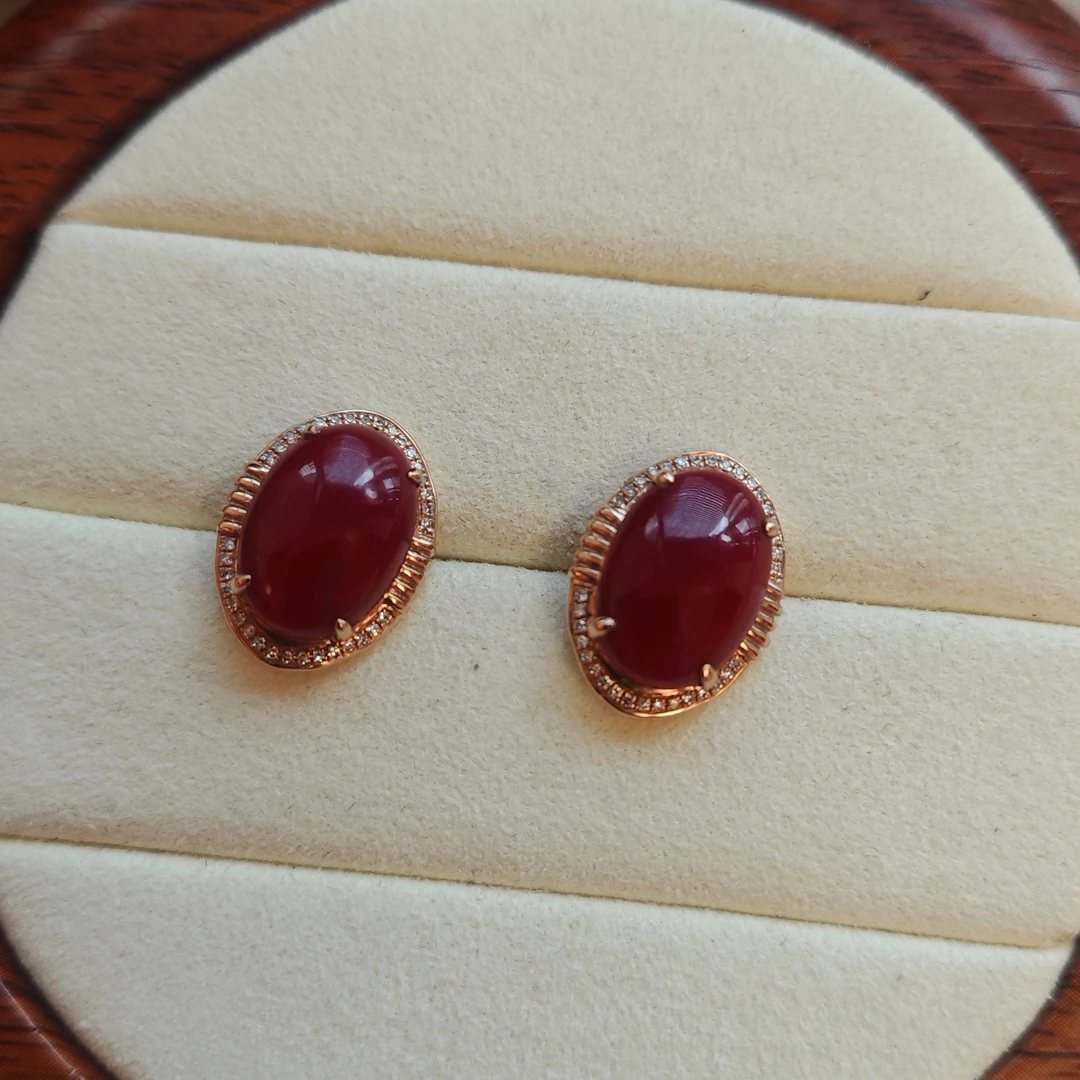 碧海丹心-天然阿卡红珊瑚蛋面耳钉（一对）-06041