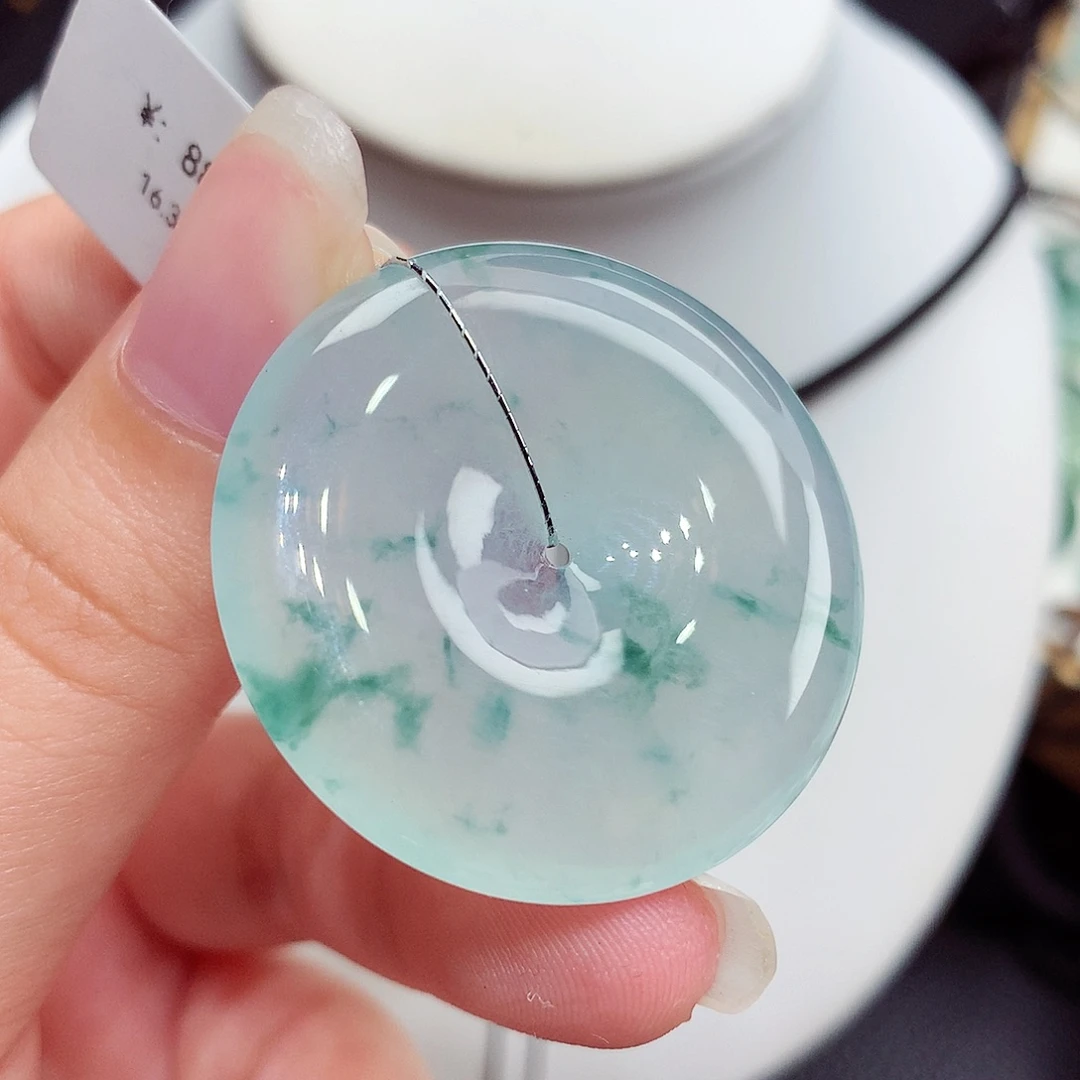 翡翠未镶嵌颈饰翡翠107，34.5/5.7