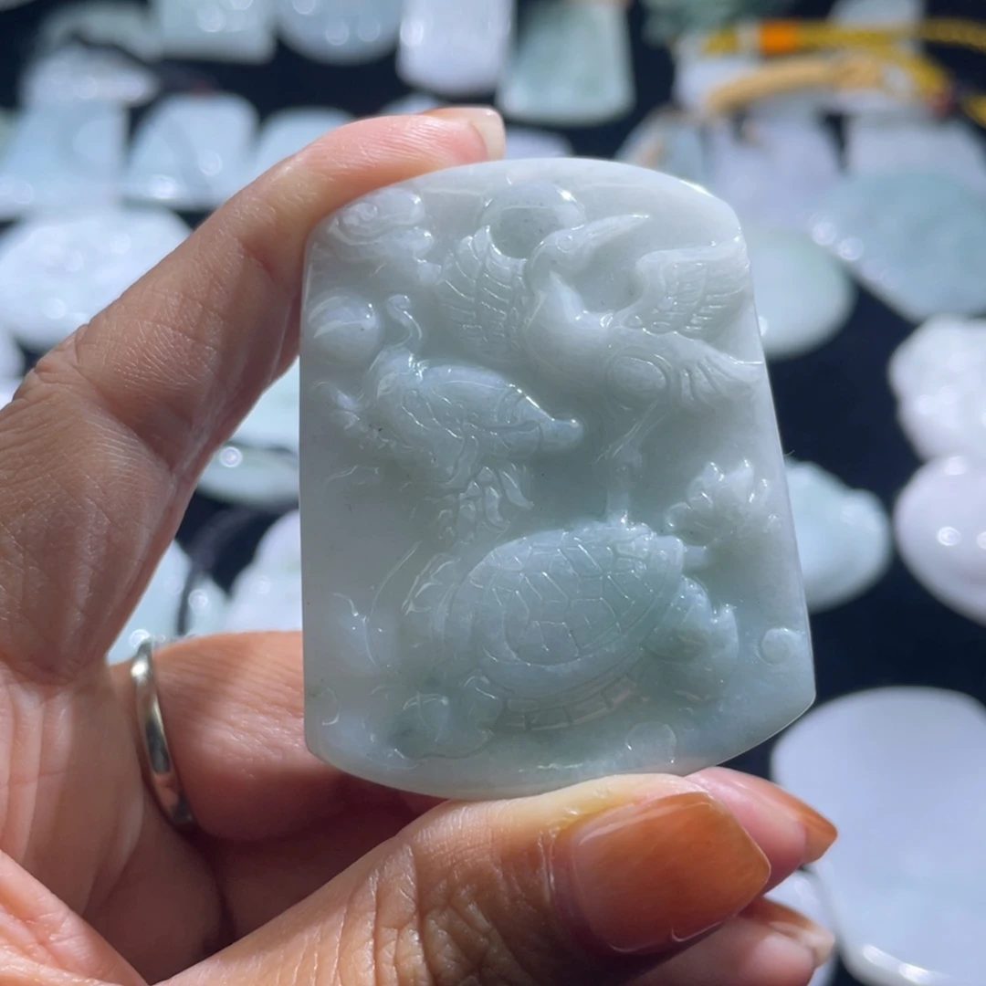 翡翠未镶嵌颈饰仙鹤连连