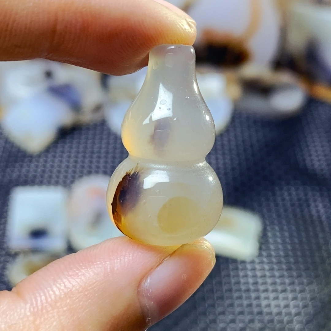 未镶嵌玛瑙/玉髓珠宝奇石