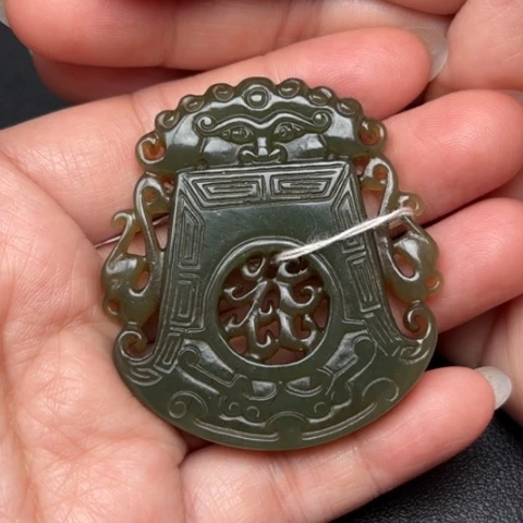 和田玉挂件未镶嵌！