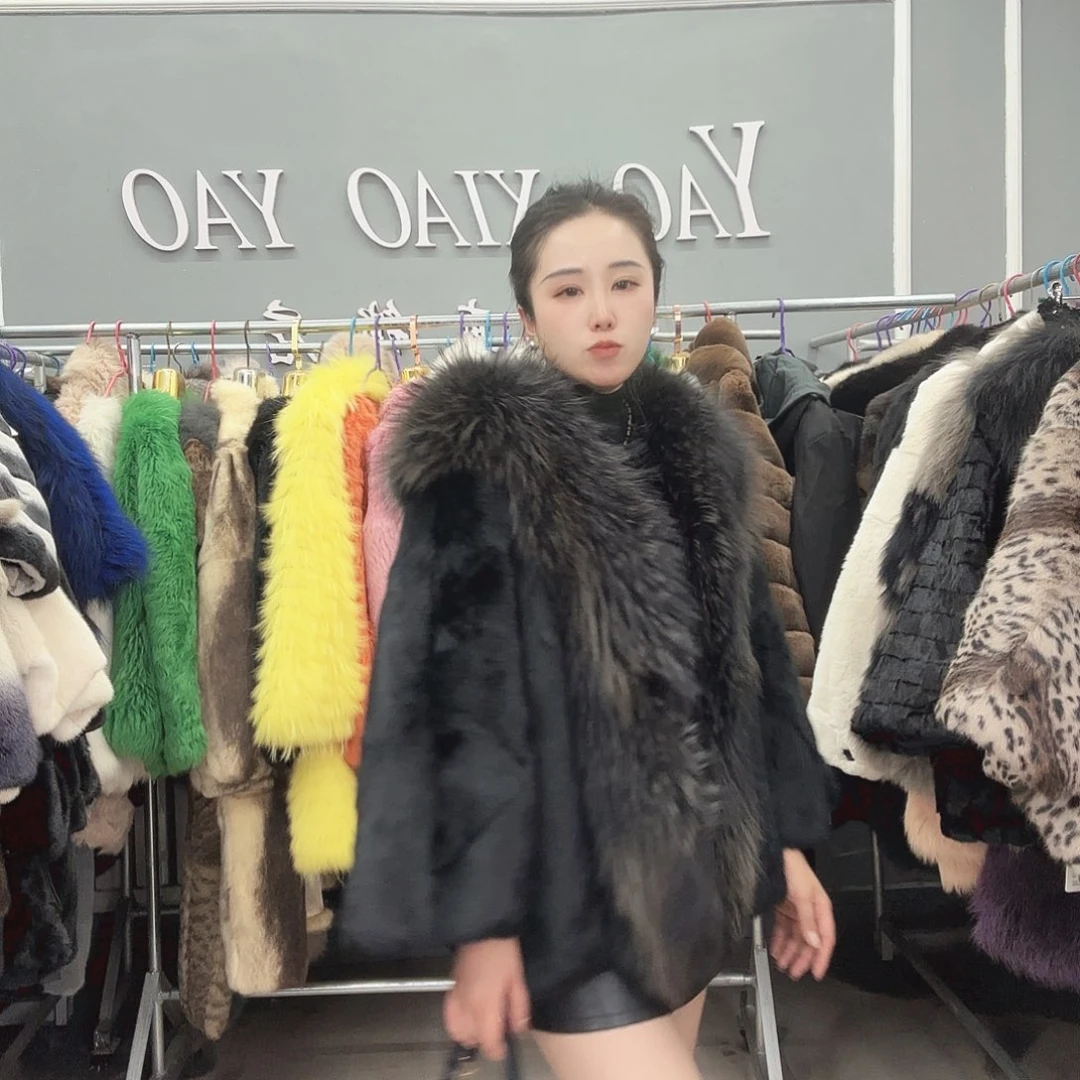 姚小妖家高端皮草