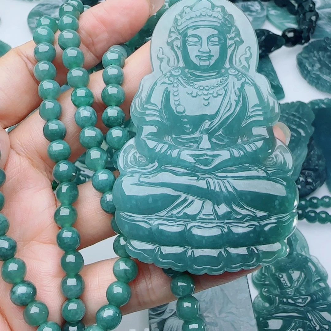 颈饰未镶嵌翡翠多样性发货天然的A货翡翠