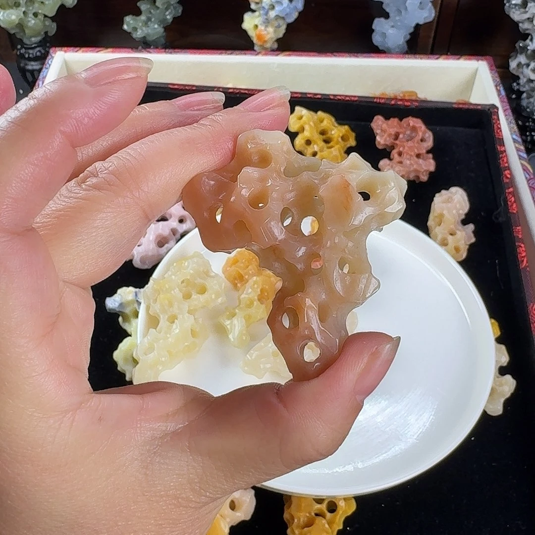 用***1老挝石老挝石山子