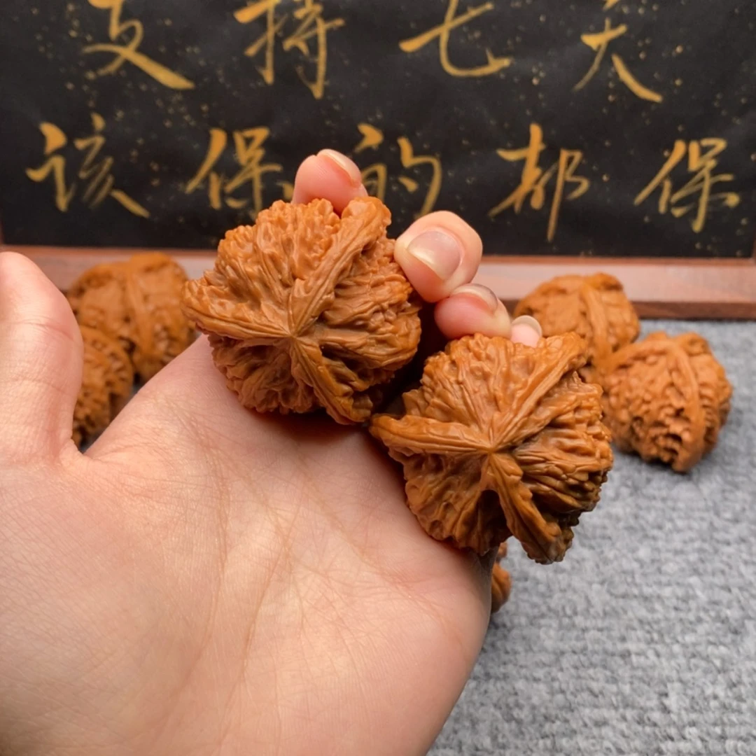 【闪购商品】把件文玩核桃心***?