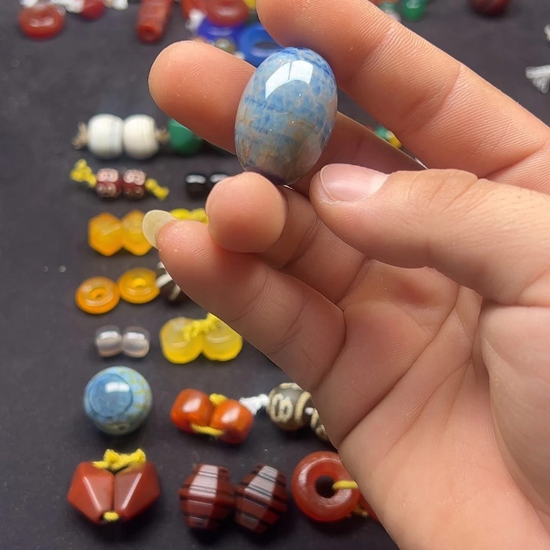 朝***季玛瑙/玉髓未镶嵌珠宝半成品