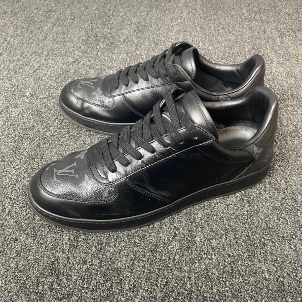 95新 LouisVuitton/路易威登 Rivoli 黑色板鞋41码98新公价14500
