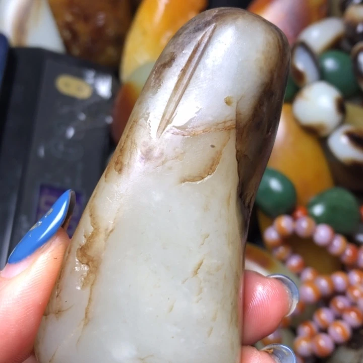 和田玉未镶嵌珠宝奇石